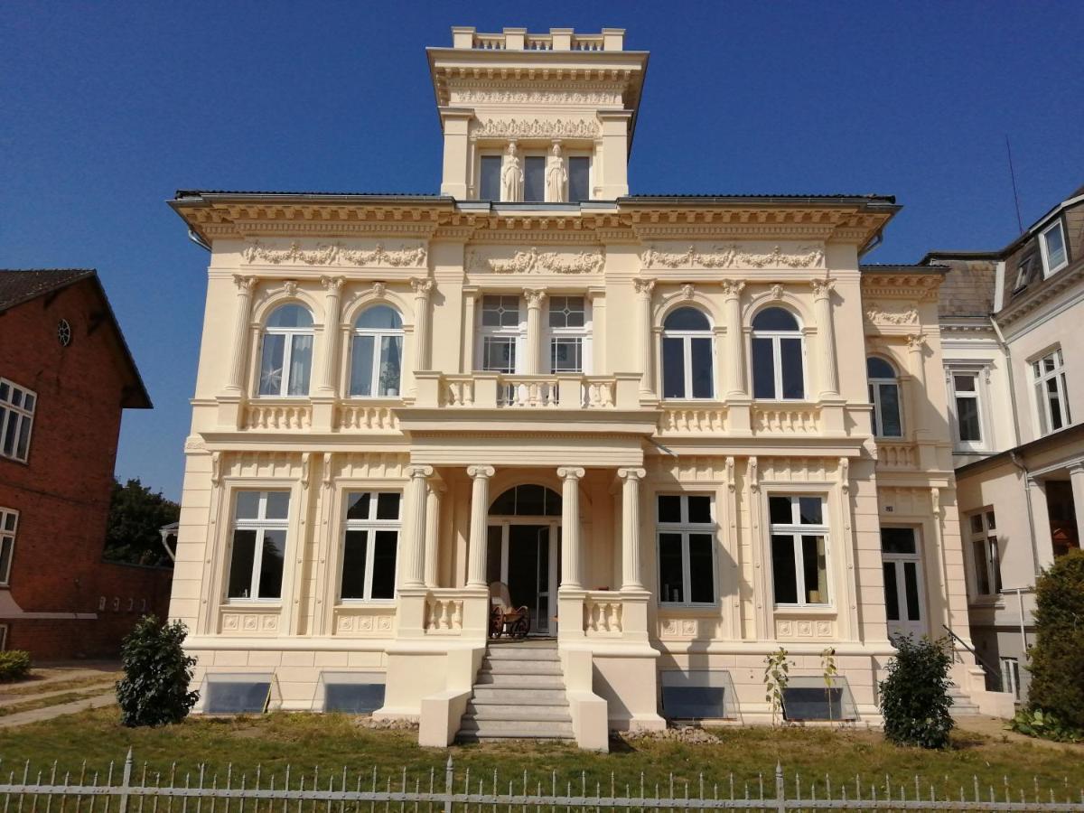 Villa Pauli Eutin Exterior foto